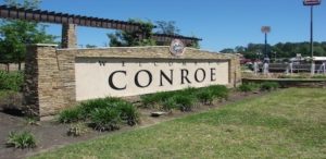 Welcome to Conroe sign